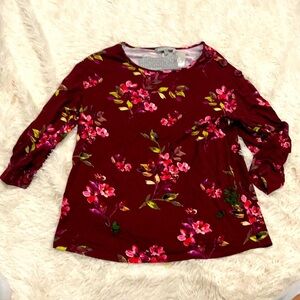 NWT super soft Daniel Rainn blouse M